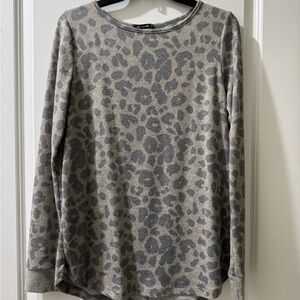Gray Leopard Print Long Sleeve Top